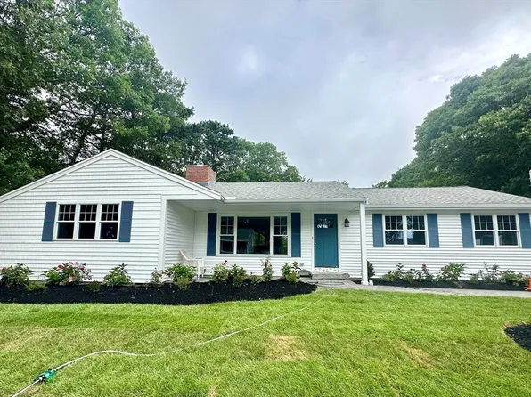 52 Cuttysark Rd, East Falmouth, MA 02536