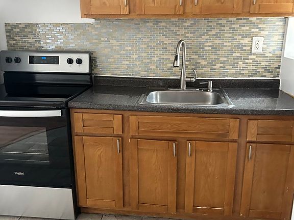 3rd image of 1936 N 32nd St Floor 2