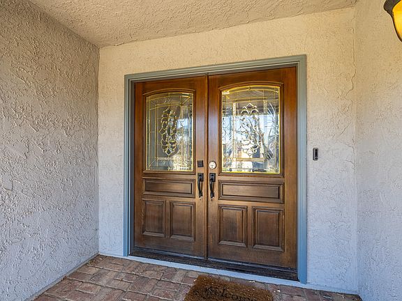 5th image of 32854 Crown Valley Rd