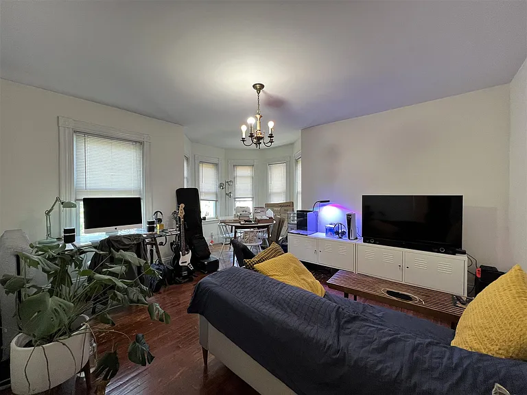 45 Kidder Ave #2 — Photo 6
