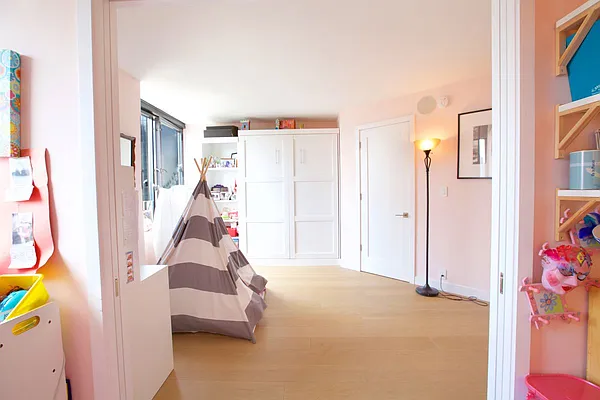 Rented by Yoram Adin, LREB | media 14
