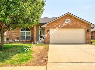 204 Dollina Ct, Norman, OK 73069