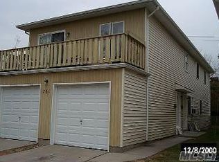 701 E Walnut St, Long Beach, NY 11561
