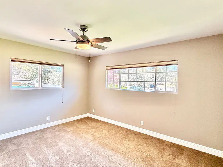 1537 McDonald Rd — Photo 29
