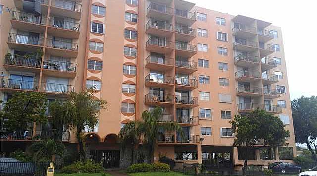 1st image of 1465 NE 123rd St APT 306