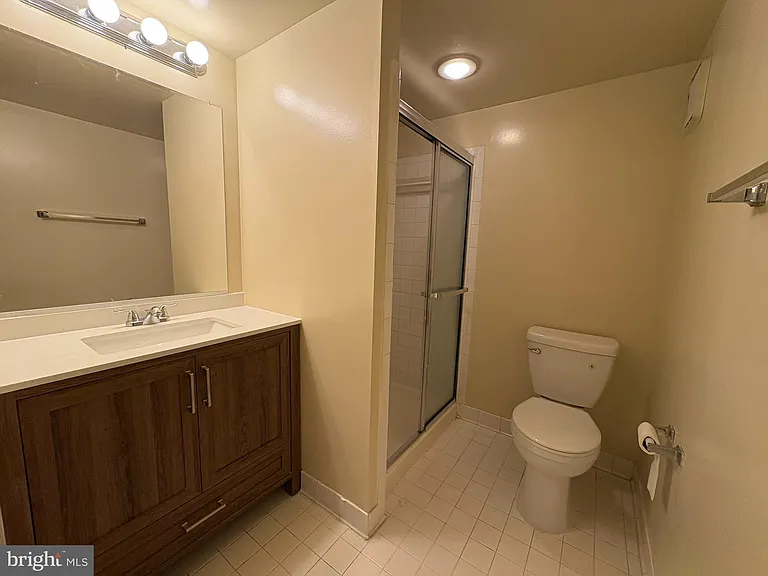 5623 Gresham Ln — Photo 7