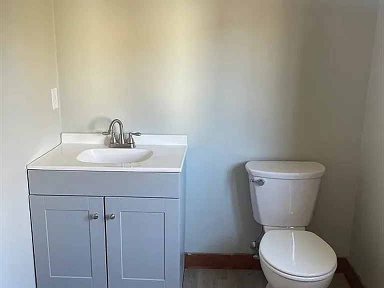 22 Legion Pkwy — Photo 16