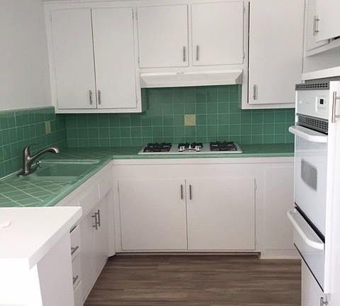 3rd image of 1412 Barry Ave APT 6