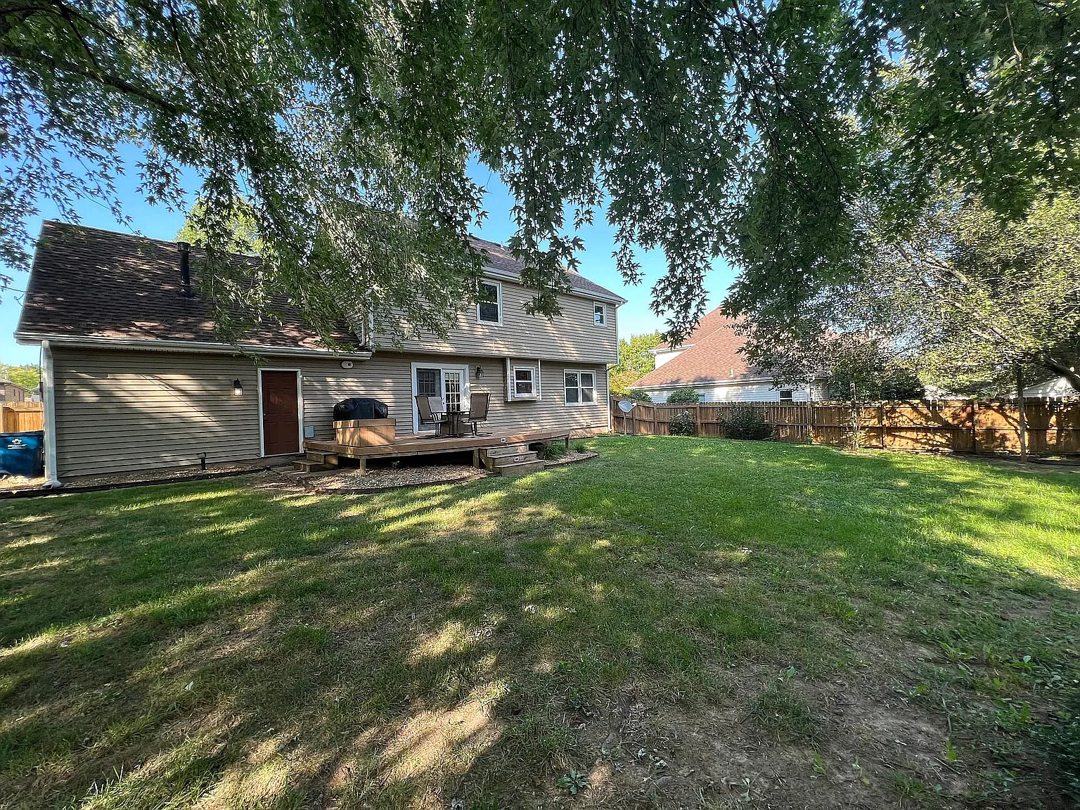 4 bed, 2186 sqft, $2,295 — Photo 3