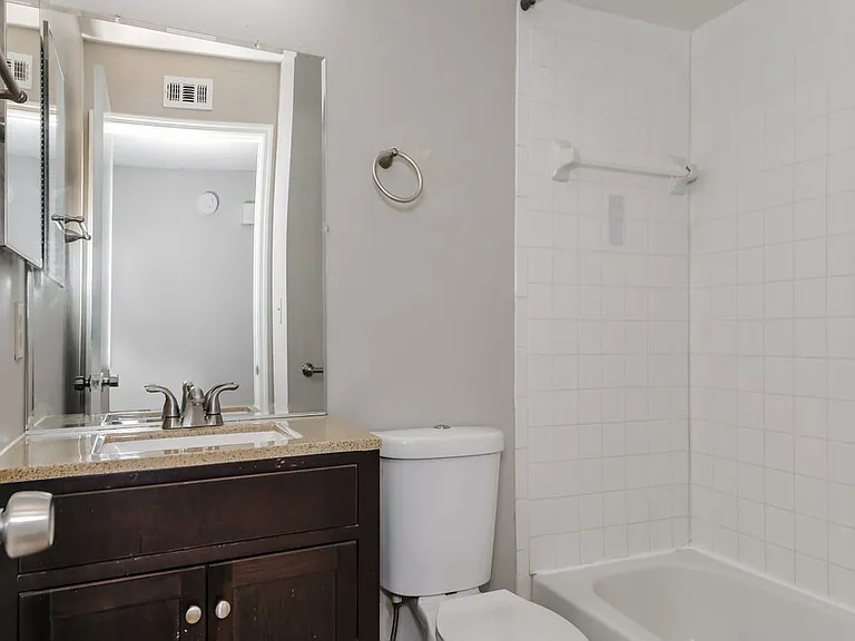 1548 W Powder Horn Rd — Photo 14