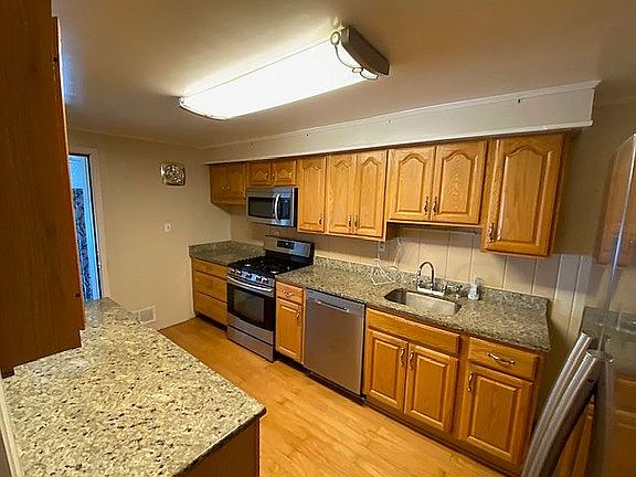 Kitchen - View Side 1