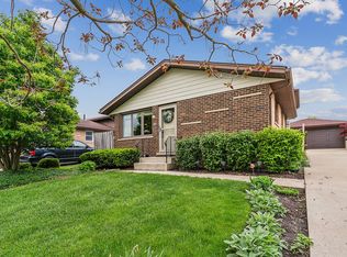 16808 Vicky Ln, Orland Hills, IL 60487