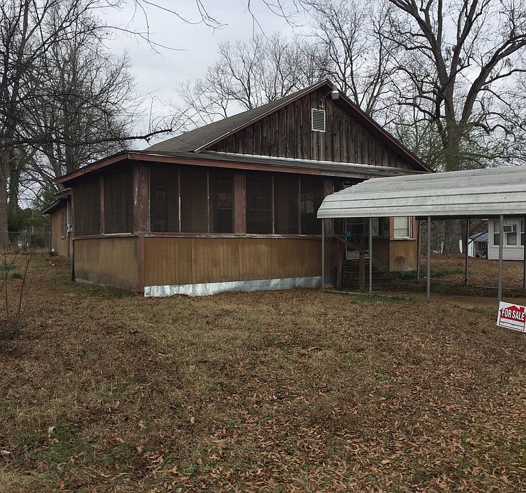 2nd image of 180 W 2nd St