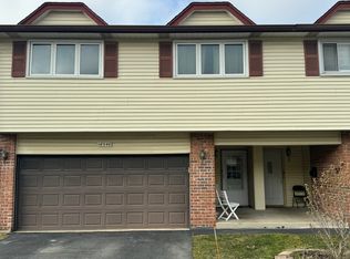 16348 Oxford Dr, Tinley Park, IL 60477