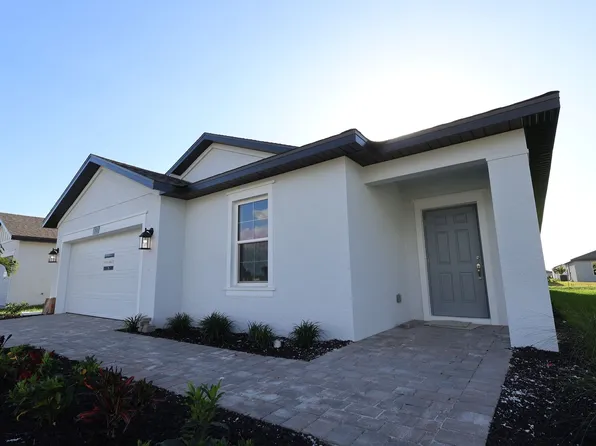 258 Lakeside Breeze Way, Lehigh Acres, FL 33936
