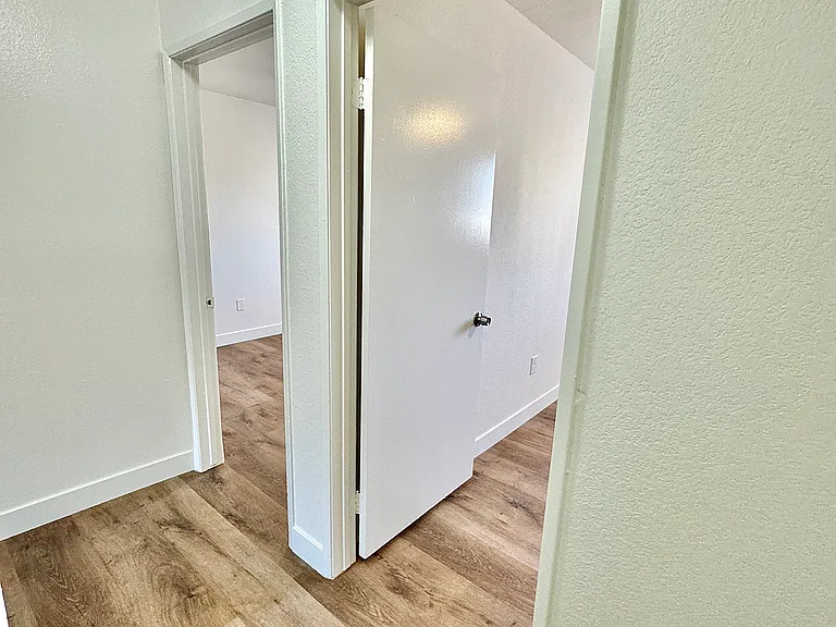 6714 Troost Ave #O — Photo 8