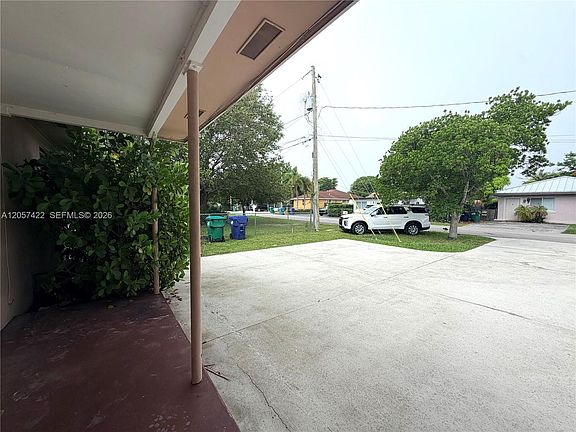 2nd image of 16921 SW 94th Ave
