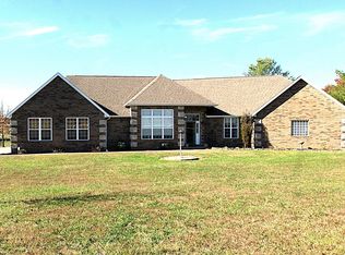 100 Harmony Ln, Sparta, MO 65753