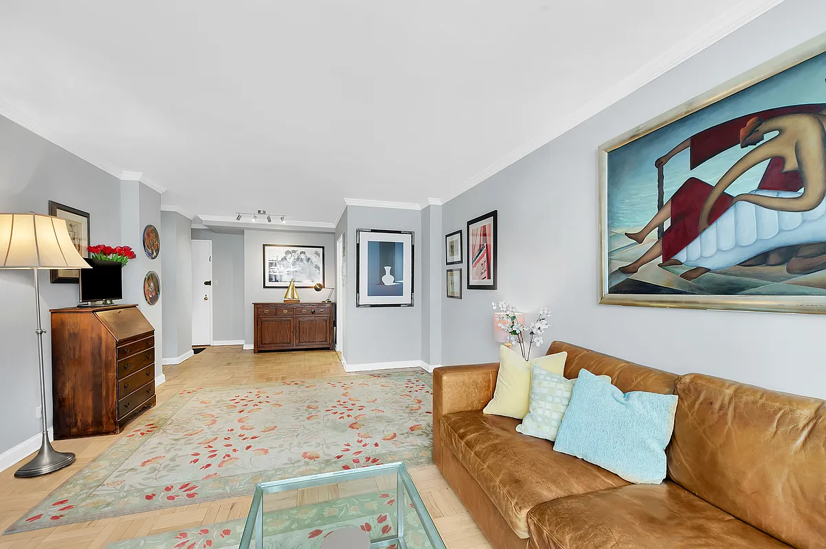 415 East 85th St Unit 6B  