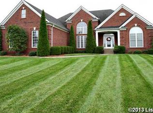 3058 Lobo Ct, New Albany, IN 47150