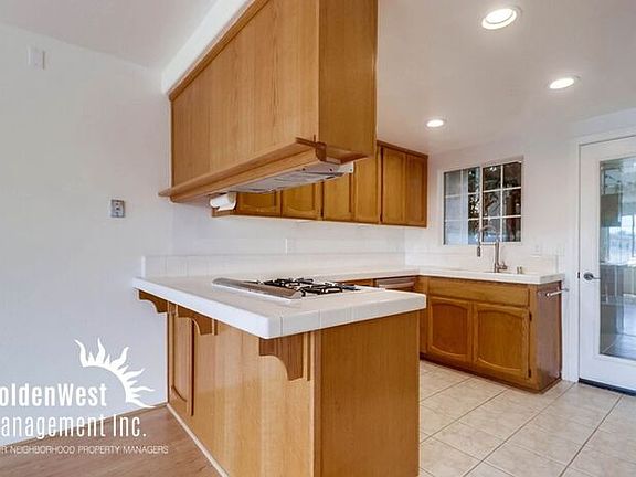 4th image of 2125 Chatsworth Blvd Unit 2