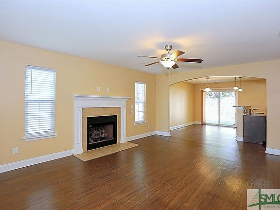 3rd image of 130 Calm Oak Circle