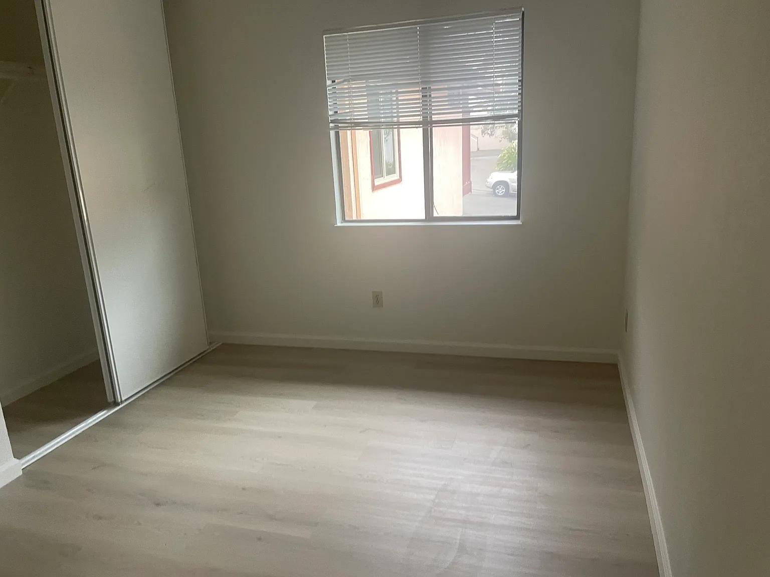 2 bed, 950 sqft, $2,600 — Photo 1