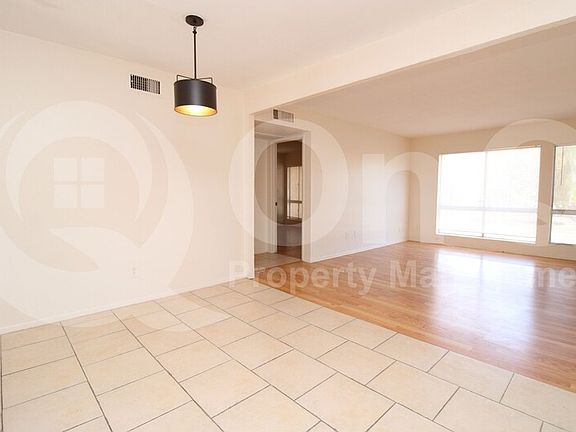 4th image of 1701 W Tuckey Ln #222