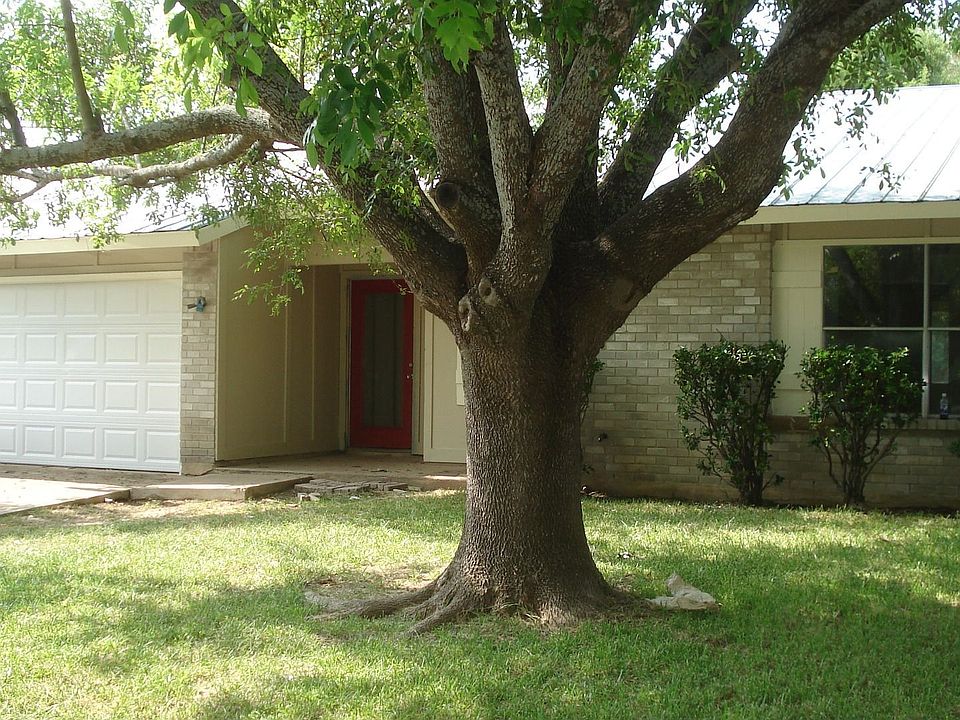 1st image of 1010 Wayne Dr