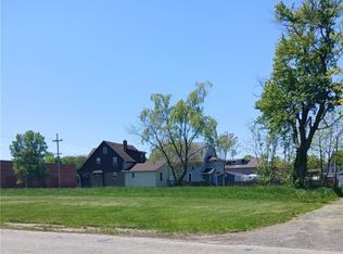 512 John St, Niles, OH