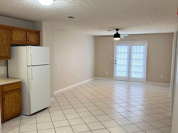 2nd image of 116-122 Ash Ct