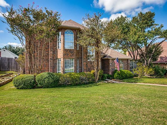 3rd image of 805 Brees Dr