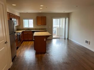 31408 28th Ave S #C-C102, Federal Way, WA