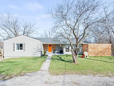 8008 Parkview Ave, Kansas City, KS, 66109