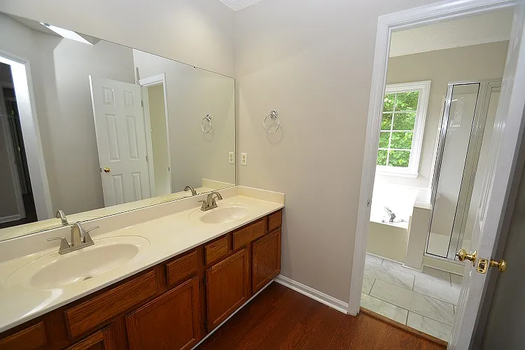 3406 Weatherby Dr — Photo 15