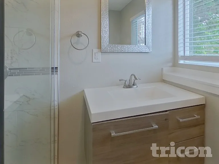 1721 S Genoa Way — Photo 11