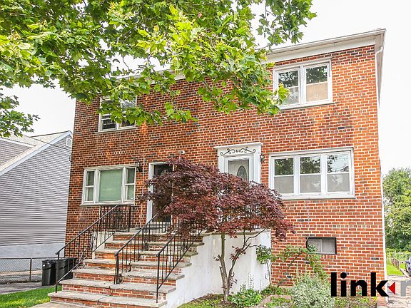 2nd image of 61 Fortfield Ave