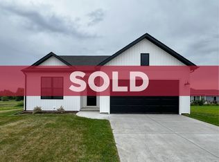 1717 7th St, Silvis, IL 61282