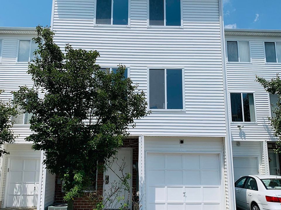1st image of 27 Aspen Knolls Way