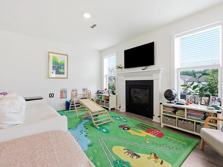 1112 Basalt Ct — Photo 15