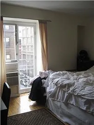 Rented by Keller Williams NYC | media 15