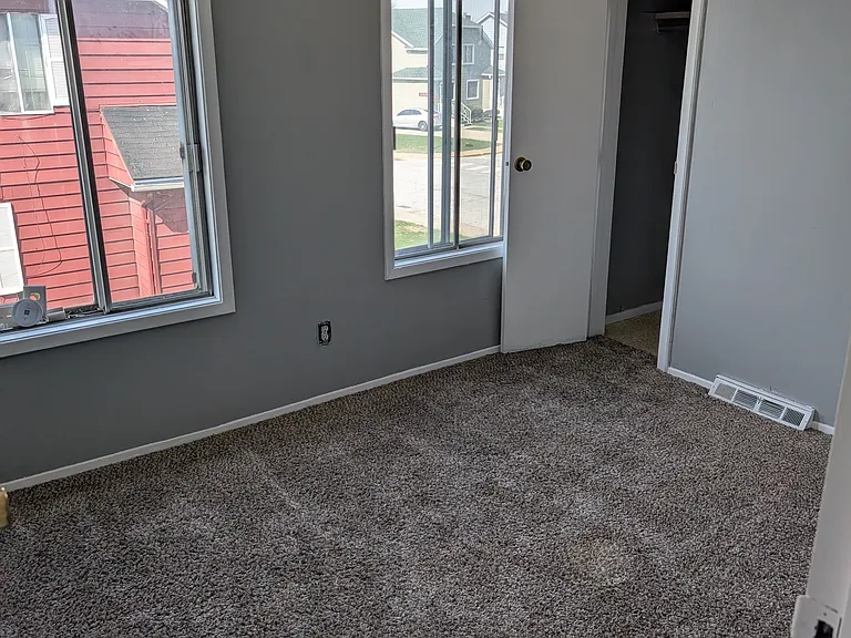2605 E 141st Pl — Photo 6