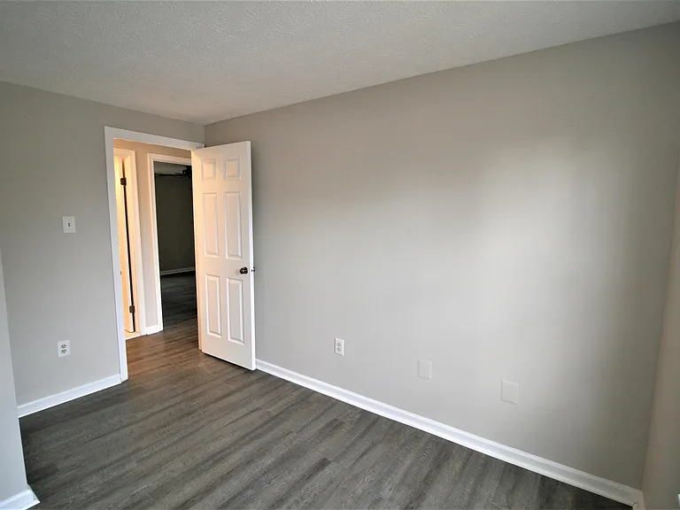 507 Smoketree Ct — Photo 14