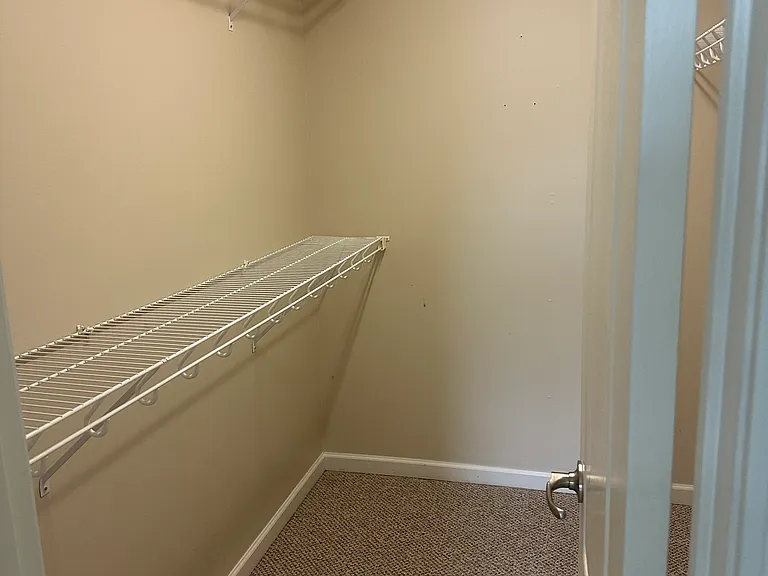 120 Cornerstone Ln — Photo 10
