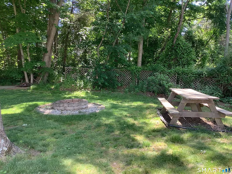 668 Huckleberry Hill Rd — Photo 17