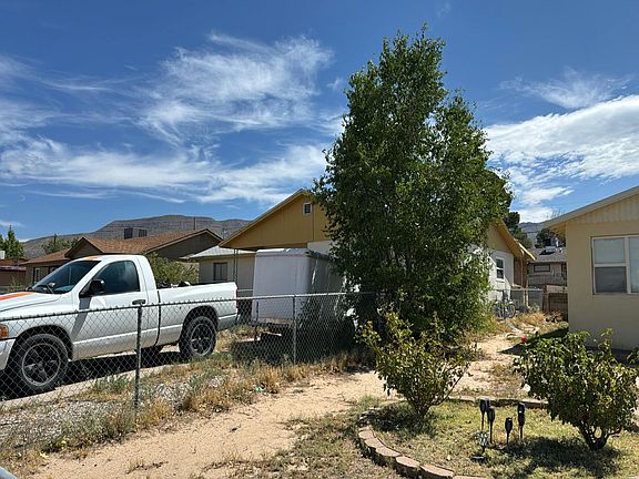 2nd image of 1106 College Ave