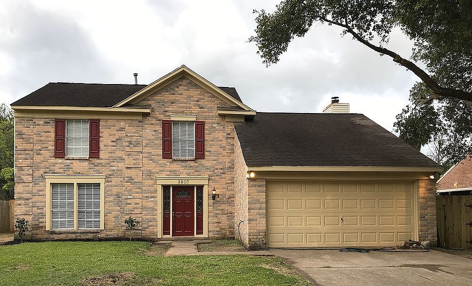 1st image of 3607 Helen Ln