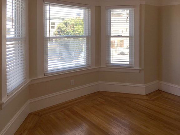 4th image of 1447 Cabrillo St