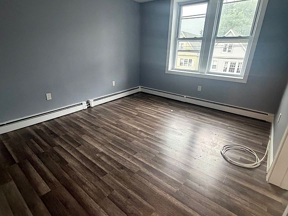 3rd image of 35-37 W 29th St #9