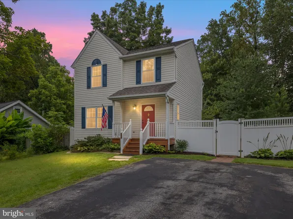 387 Hall Rd, Crownsville, MD 21032